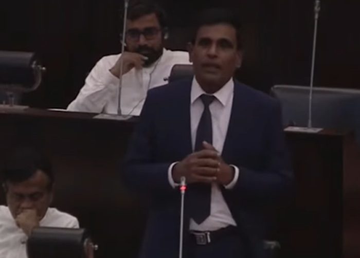 හිටපු ජනපතිවරුන්ගේ හිමිකම් පනතට ආරක්ෂාව අදාළ නෑ -ඇමති විජේපාල.
