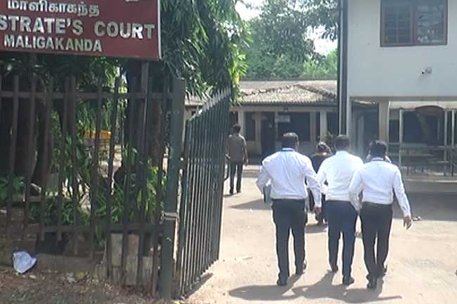 ජනාධිපති කාර්යාලයේ ජ්‍යේෂ්ඨ සහකාර ලේකම්වරයා රිමාන්ඩ්.