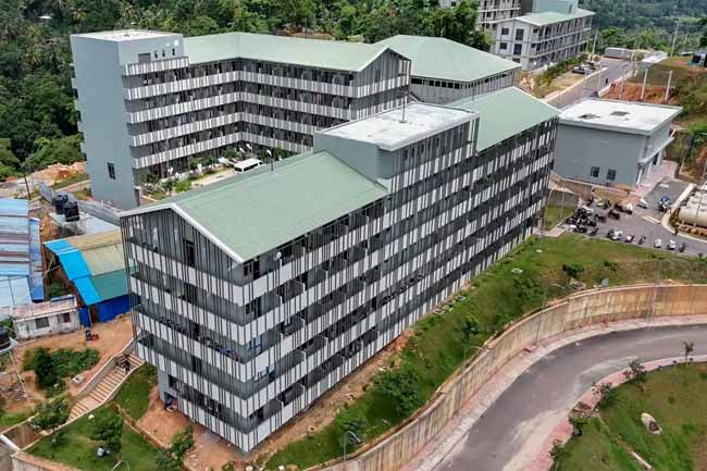 සබරගමුව විශ්වවිද්‍යාලයේ නව වෛද්‍ය පීඨ සංකීර්ණය සිසු අයිතියට.