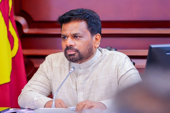 ඵලදායීතාවෙන් තොර සියලු ආයතන බැහැර කිරීමට ජනපතිගෙන් උපදෙස්.
